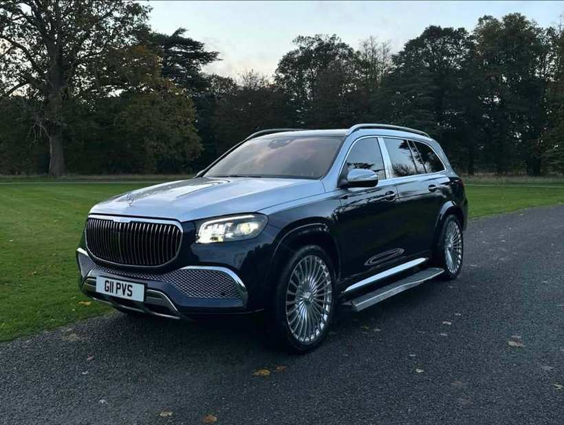 Mercedes-Maybach GLS 600, two-tone
