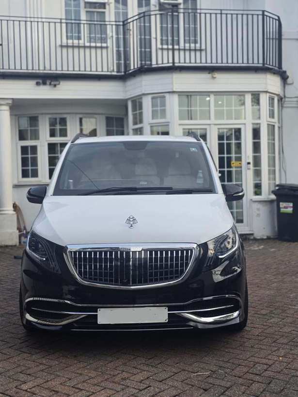 Mercedes-Maybach V-Class, white and black