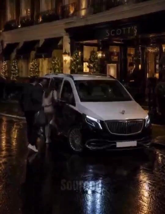 Mercedes-Maybach V-Class, white and black